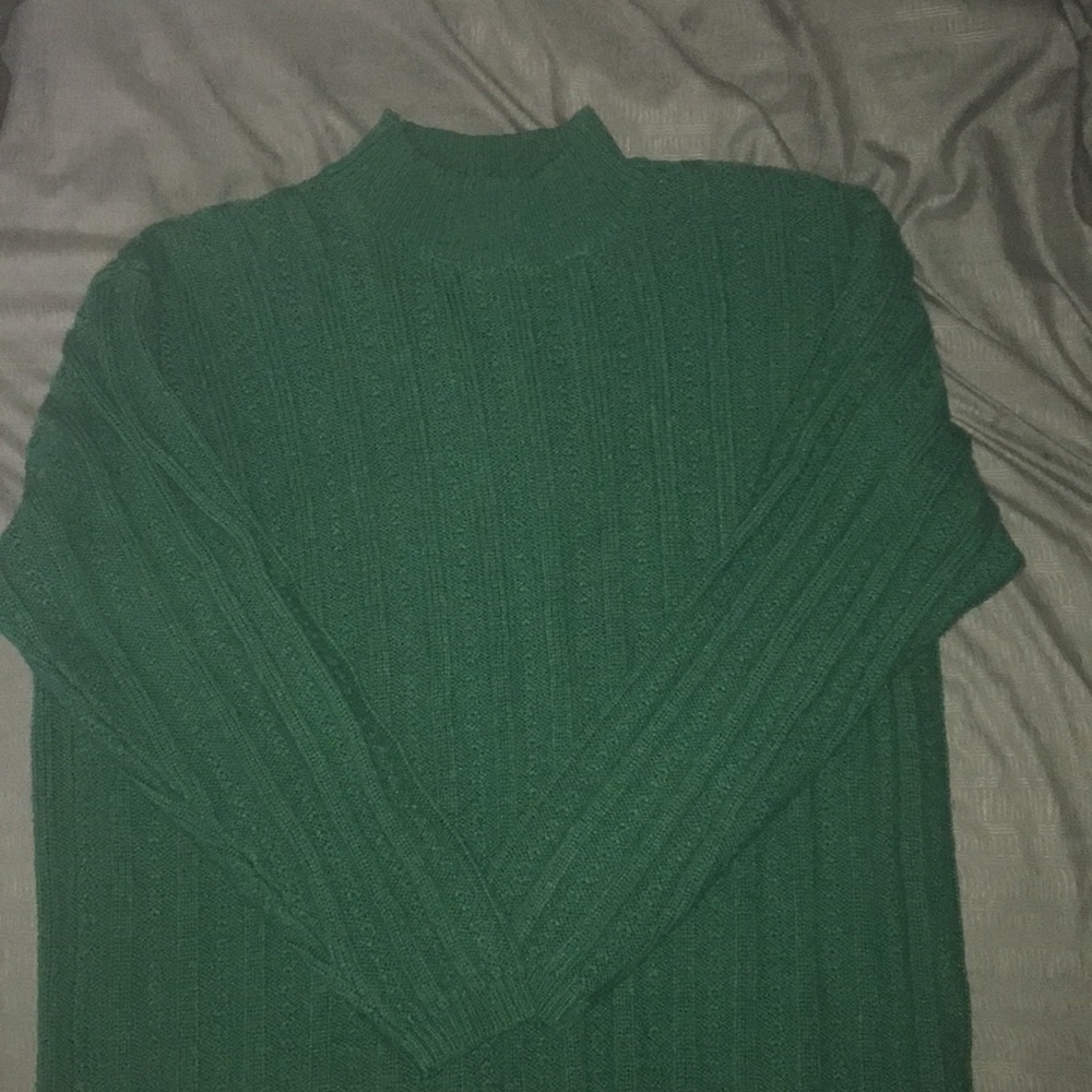 Long Sleeve Green Sweater
